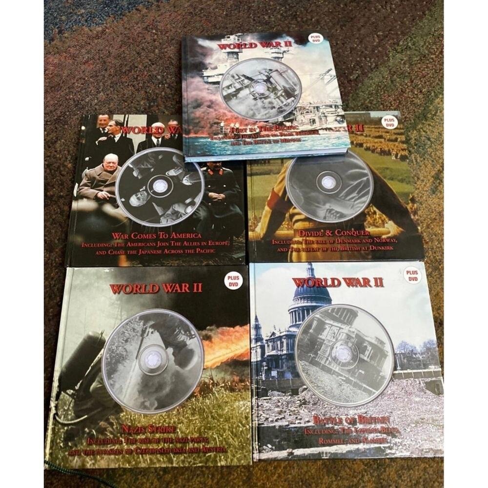 World War II books set with‎ DVDs. 5 book set WWII